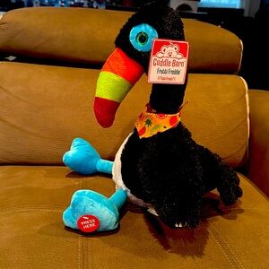 Cuddle barn , Frutti Freddie